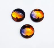 CabR-95300 Magic Copper Topaz 18 mm Round Cabochon Glass