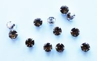 CiS20 Smoked Topaz in Silver Chaton in Setting 4 mm SS20 Preciosa - 24 x