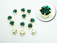 CiS16 Emerald in Gold Chaton in Setting 3.5 mm SS16 Preciosa - 24 x
