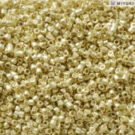 DB2502 Duracoat Galvanized Soft Yellow Gold Delica 11/0 Miyuki - 5 grams