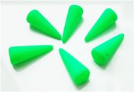 SPK17-25124 Neon Green Spikes 7x17 mm - 18 x