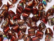 PYR6-00030/95200 Magic Raspberry Pyramid Bead Studs 6x6 mm - 50 x