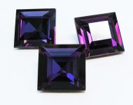 SQ12 Dark Orchid (HYT) Square 12 mm Preciosa